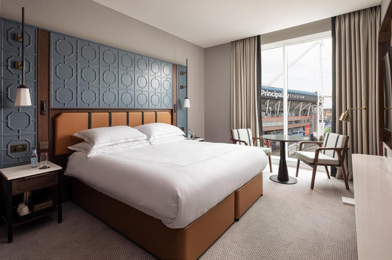 The Parkgate Hotel カーディフ エクステリア 写真